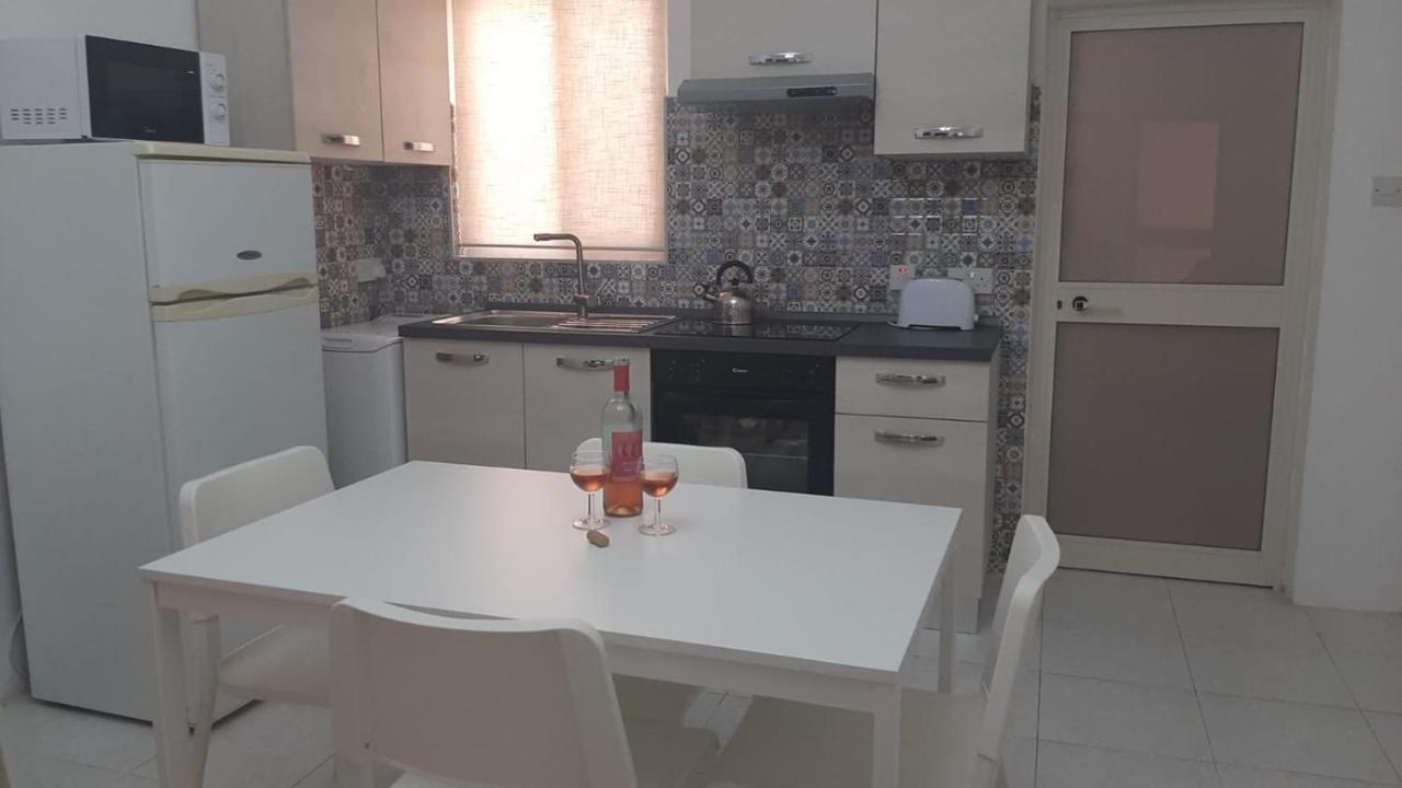 Your Basic Gozo Apartment *